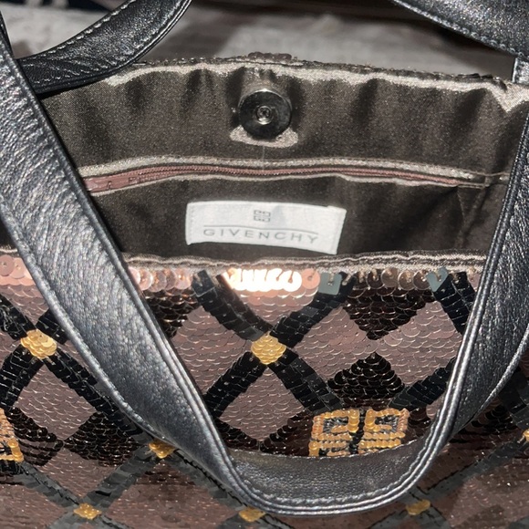 Givenchy tote with sequins excellent condition 14inchW X 9 1/2inchL - Picture 2 of 8